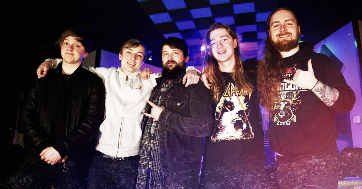 Great weekend with <a href="/JayShredder/">Jay Shredder Producer</a> recording, can't wait to show you what we got in store for you guys 🤘

#sfts #straightforthesun #midlands #rock #metal #studio #recording #band