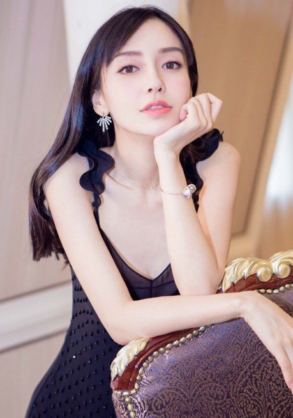 mx8888888's tweet photo. 网页版全部下架 需要购图扫码➕V

以及需要补发的老板都➕他 https://t.co/UKiqHeDip1