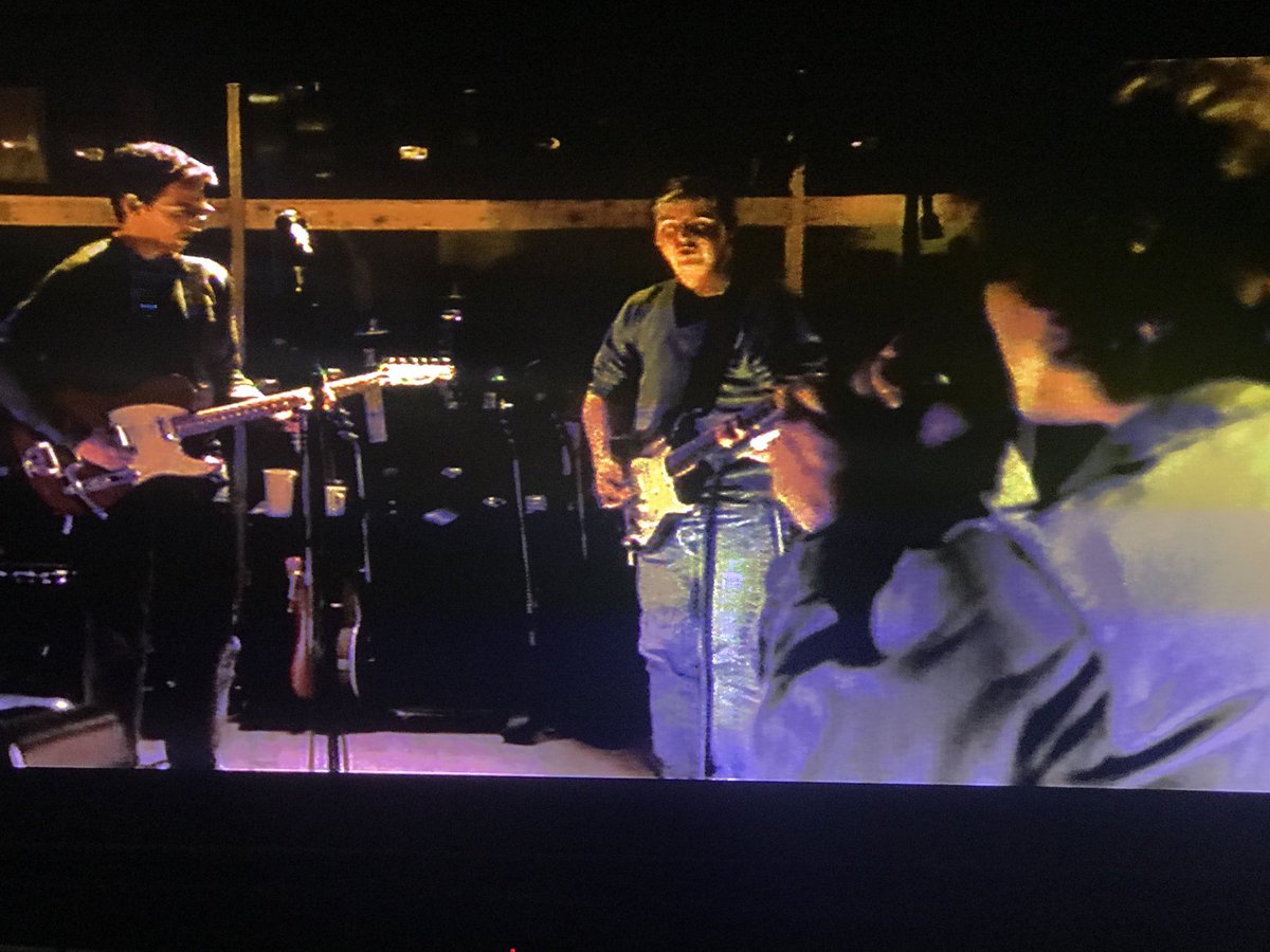pjtourkid's tweet photo. I have commenced my traditional viewing of #SingleVideoTheory to celebrate ⁦@PearlJam⁩ on #YieldDay 

“Let it build, it’ll get bigger...” ⁦@SGossard⁩ https://t.co/nRMbOSVrIO