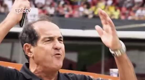 _cavalinhospfc's tweet photo. psicológo: você não pode ouvir imagens 

eu: https://t.co/Sbo92qBUrN