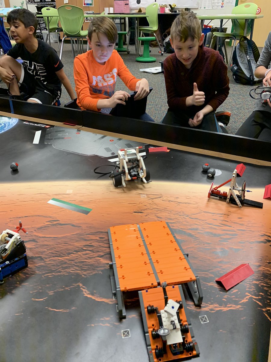 MooreQuest's tweet photo. 4th grade is working hard on Mars Challenges! NASA, call us if you need help! @sagt_cisd @WGESdragons @LEGO_Education https://t.co/zAELFtuwx0