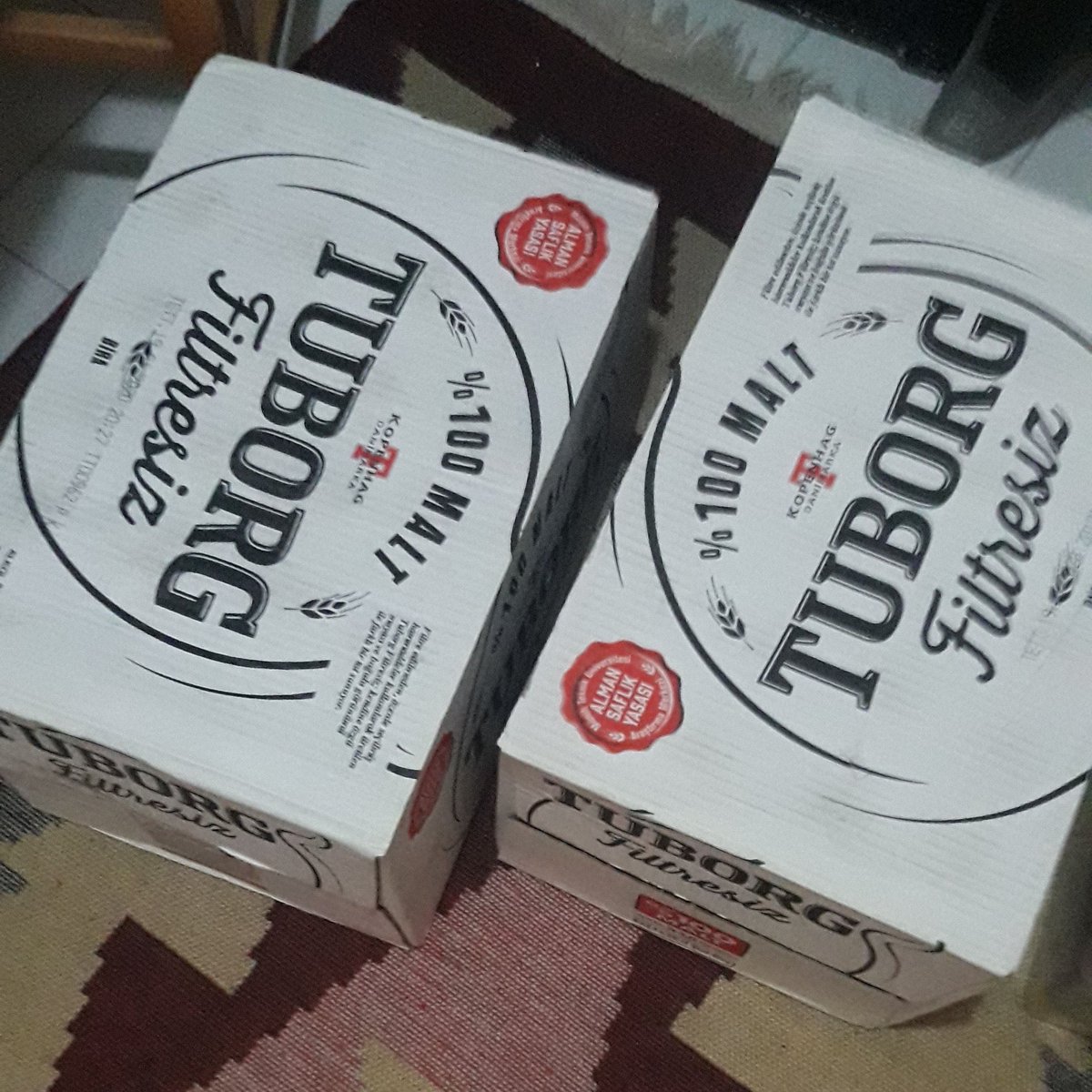 Ickiyi bırakıyorum koliyi 180e