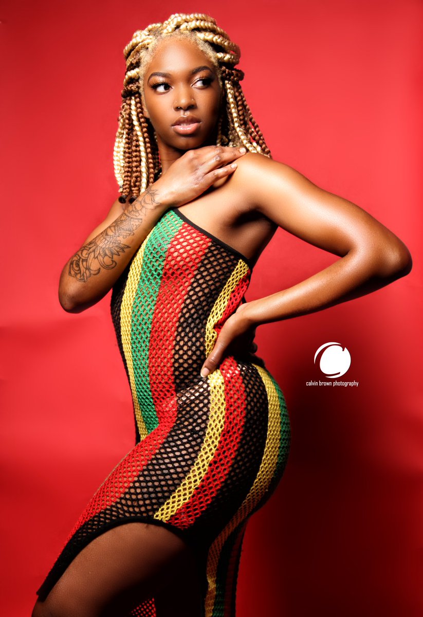 liaahforever's tweet photo. Why you wanna play with me , you know I’m undefeated 🥴🔥 https://t.co/7VMDmP9YWb