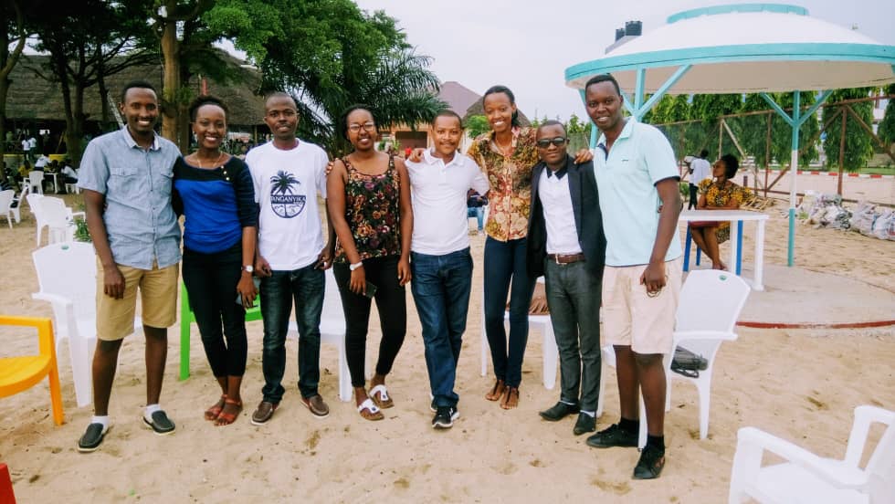 onesime_minani's tweet photo. it was a great pleasure between the new members of the executive committee of #InciSionBurundi, in the exchange of which how the previous activities took place, the challenges and how to correct them
@aime_nda @IncisionBurundi @InciSioNGlobal @kiraswissclinic @HTistou @DiellaMune https://t.co/z3pY3JtGrT