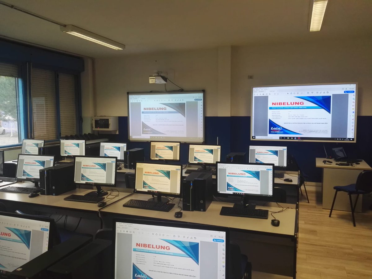 lainsrlitaly's tweet image. Nuovo laboratorio linguistico Nibelung presso ITT Marco Polo di Firenze! 🇮🇹🎧 #lainsrl #laboratoriolinguisticosoftware #Nibelung #C2