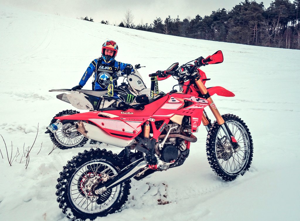 I love introducing new people to roding by including them in my crazy adventures... I'm no expert, but happy to share everything I know with those new to the sport. Welcome Enrique to a new way to enjoy winter!