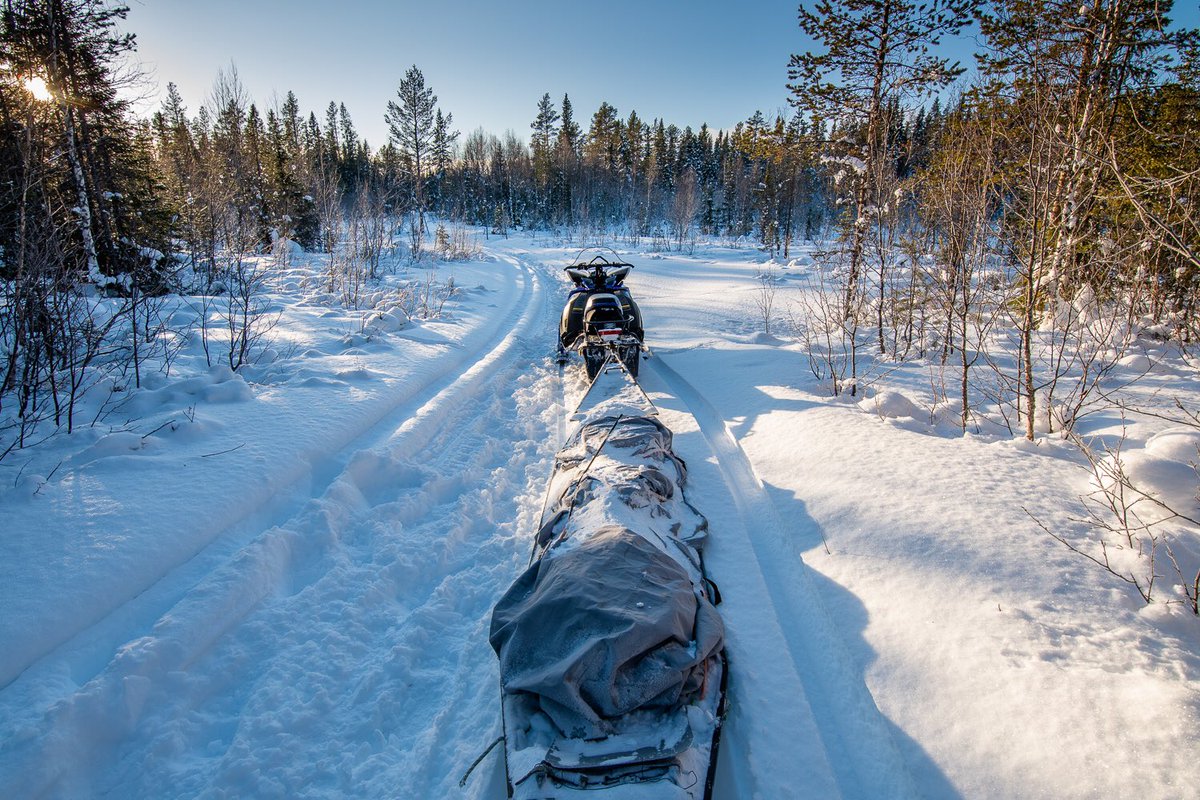 VetRun180's tweet photo. SWEDEN DAY 2, THE ADVENTURE BEGINS // An absolutely incredible day!! We travelled 60km from Storabranna to RaftΓ€lven in temperatures as low as -15c! .
.
.
#sweden2020 #vetrun180 #adventuretherapy #skidooing #veteranscharity #veteransupport #royalmarines #army #navy #raf https://t.co/8zHgE4VPWY