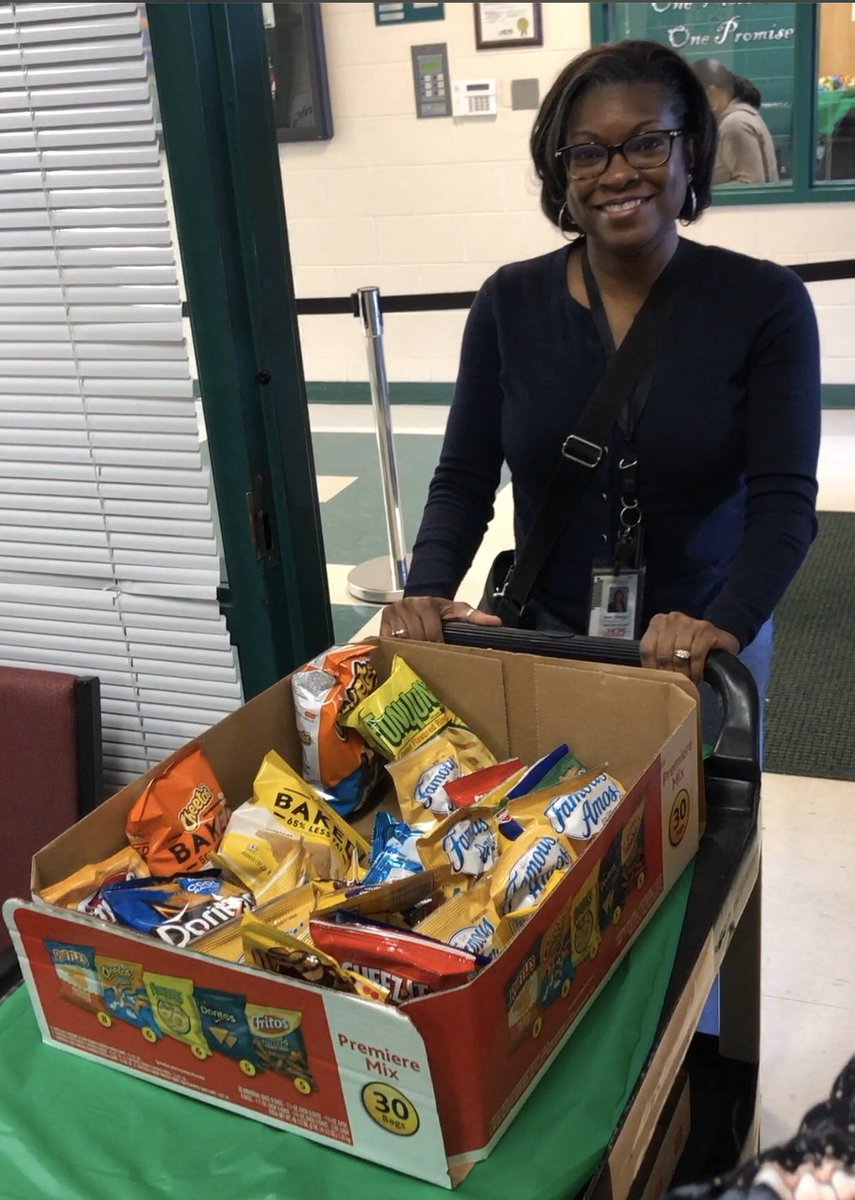 WilderMiddle's tweet photo. We just wanted to say thank you for being at Wilder today!! We love our staff!  #InspiringExcellence #OneSchoolOneFamilyOneCommunity https://t.co/hegKI71B7d