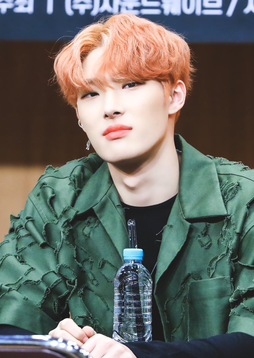 MinJoongFiles's tweet photo. 200112
☺️

📸 © SMG
#송민기 #MINGI #ATEEZ #에���티즈 https://t.co/7NH5TMlMoi