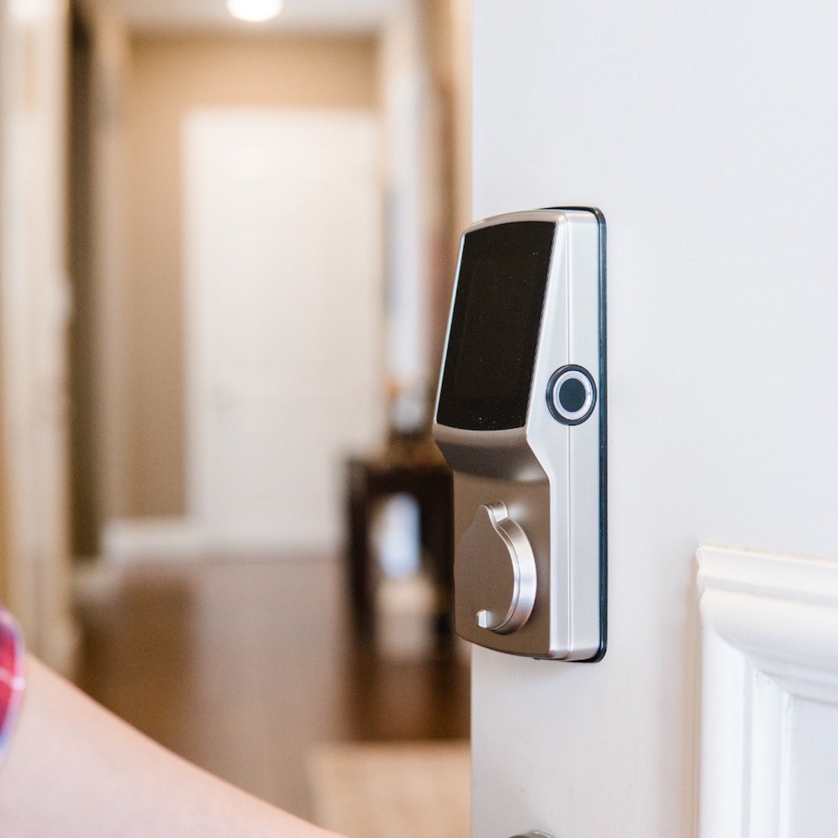 BILTapp's tweet photo. Enhance your home security with the #Lockly Secure Pro #smartlock. Peace of mind costs less when you use the BILT app for an easy install. Download BILT today for easy to follow, interactive 3D instructions that arm you with the skills of a professional. #BILTapp #cx https://t.co/UrXtdF7UAz