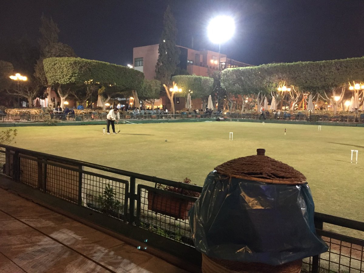 A fun evening with Nesrin el Hadidi at Heliopolis Sporting Club, inc watching some very expert croquet players. The end of a fun-filled day for ⁦<a href="/FitzMuseum_UK/">Fitzwilliam Museum</a>⁩ #egyptiancoffins team in Cairo