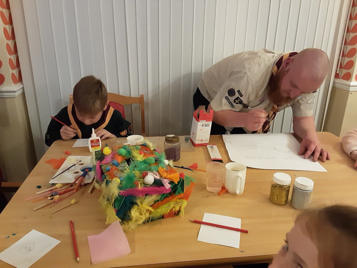 Eppleton1st's tweet photo. As part of #millionhands, Cubs visited our local Care home Elizabeth Fleming that care for dementia patients, Cubs helped the residents decorate boxes that they are making for there charity week, we then drew some badges for a poster #Cubscouts #skillsforlife #dementiafriends https://t.co/c8hvQPkt0P