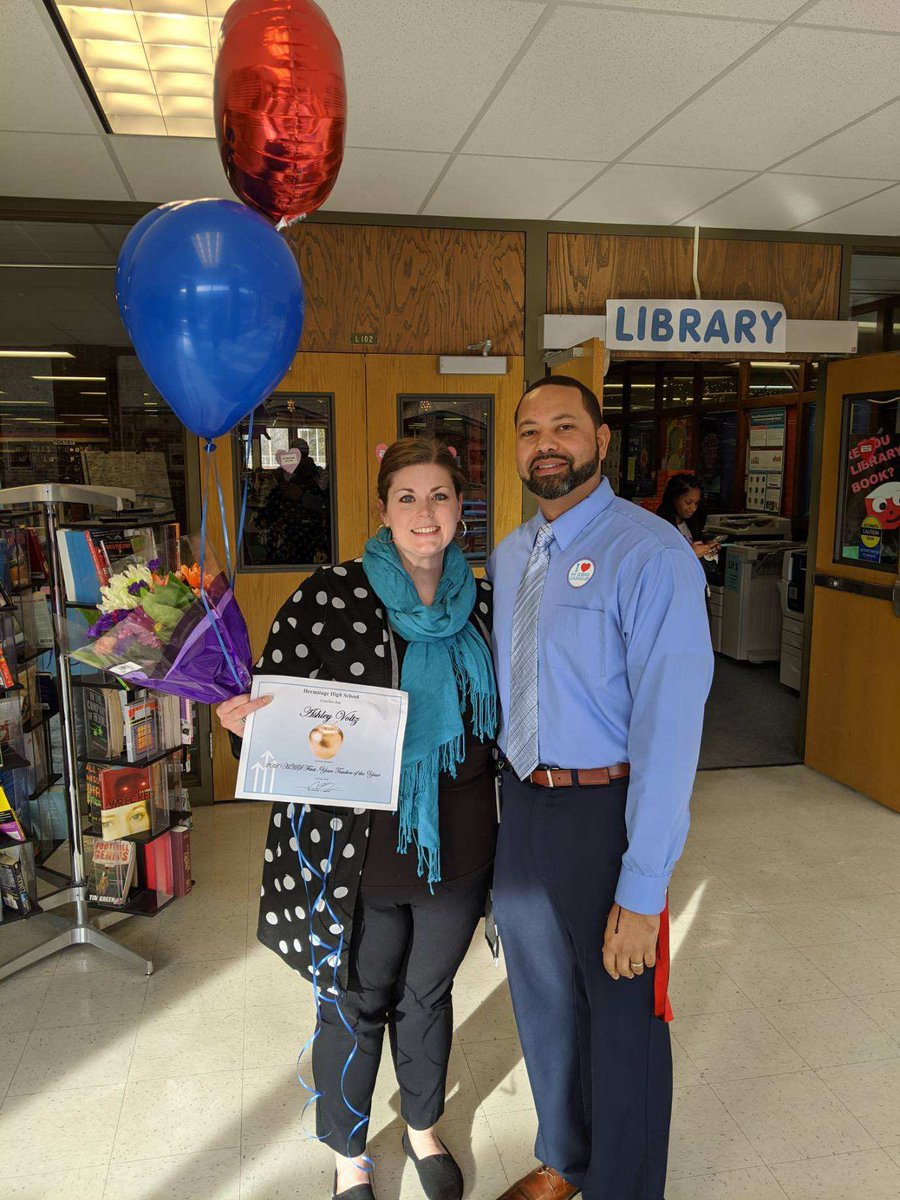 MellardMrs's tweet photo. Congratulations to our 2019-2020 award winners! 
Teacher of the Year- Ms. Harriet Gavin 
First Year Teacher of the Year- Mrs. Ashley Voltz 
Christie Award- Mrs. Lynn Collins

Roll Pride ❤️🐾 https://t.co/kJtreV1TiB