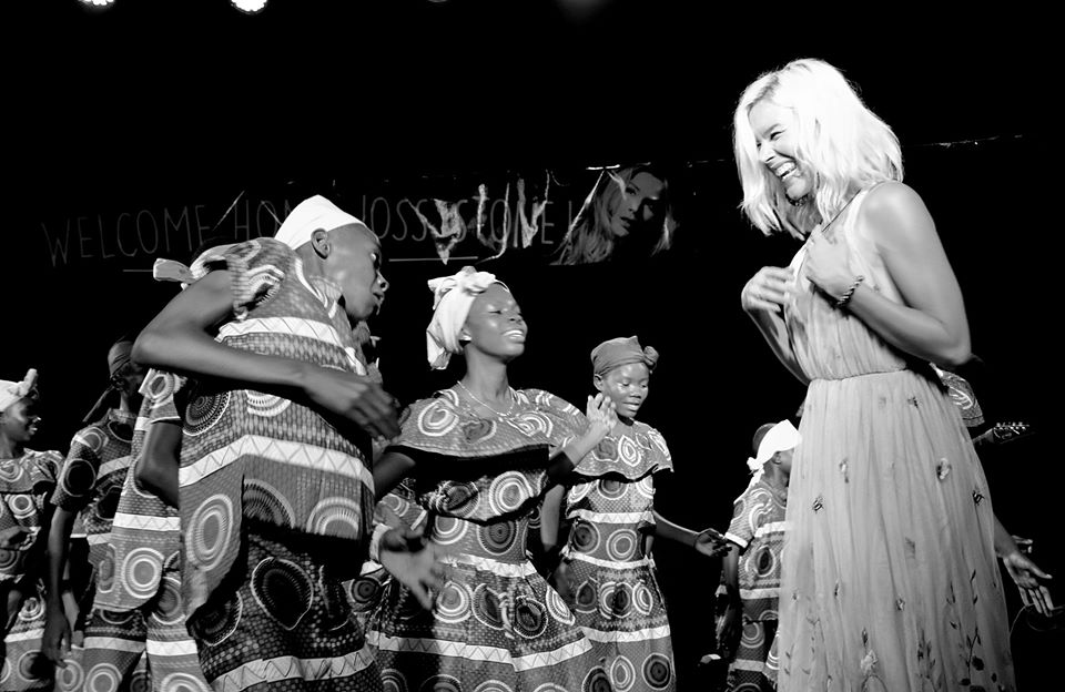 JossStoned's tweet photo. NEW PHOTOS: @JossStone and Bana Congo (children of Congo) performing last year. Via @Nuerburgring1 #JSTWT #2 https://t.co/RYYYBfZkU6
