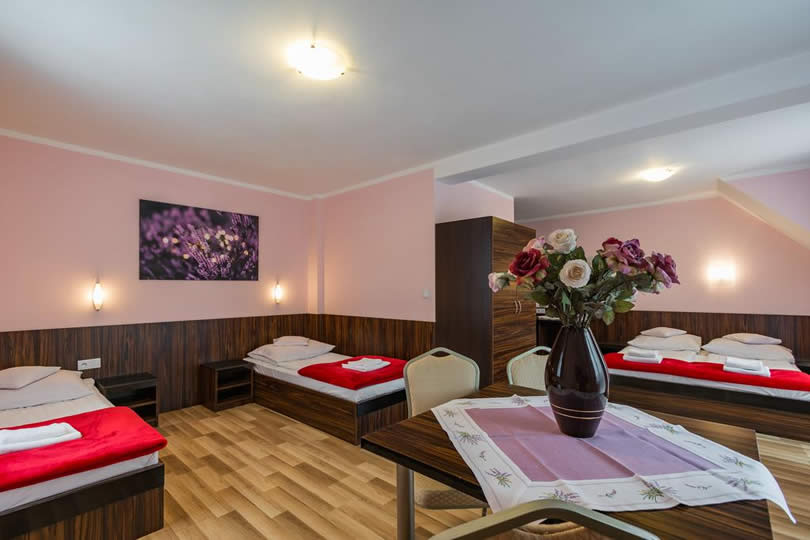 fajnepokoje's tweet image. ‼️ Aktualnie wolne pokoje ‼️ #komfort na Ferie #Pieniny do wynajęcia Szczawnica #grupy zorganizowane wyjazdy dla firm 
‼️ APARTAMENTY &amp;amp; POKOJE DW VENA Z WIDOKIEM
spanko24.today/noclegi/dw-ven…
#weekend majówka wakacje #wycieczki 🏂⛷️