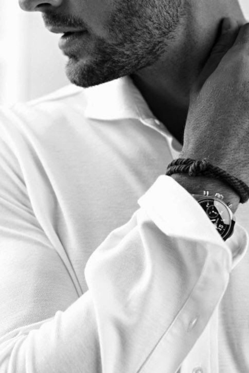 ⠀ ⠀               𓂃𓂃𓂃𓂃𓂃𓂃𓂃𓂃𓂃
            𝐼𝑓 𝑦𝑜𝑢 𝑤𝑎𝑛𝑡 𝑻𝑶 𝑳𝑰𝑽𝑬 𝑨 𝑳𝑶𝑻, 
                            𝑠𝑎𝑣𝑒 𝑠𝑜𝑚𝑒 𝑠𝑡𝑎𝑙𝑒 𝑤𝑖𝑛𝑒 
                                 𝑎𝑛𝑑 𝑎𝑛 𝑜𝑙𝑑 𝑓𝑟𝑖𝑒𝑛𝑑.
                                  𓂃𓂃𓂃𓂃𓂃𓂃