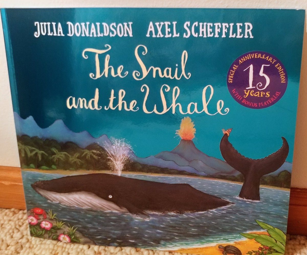 play_grow_learn's tweet photo. 2 PERFECT book (and topic) for the 'challenge' given earlier for the month of February 😊 

Side benefit are the fabulous areas the whale snail travel to...

#GrowingReaders #ChildrensBooks #ReadABookADay #KidLit #LapsNotApps #ParentingTips #MondayMotivation https://t.co/CFwhLsKsP3