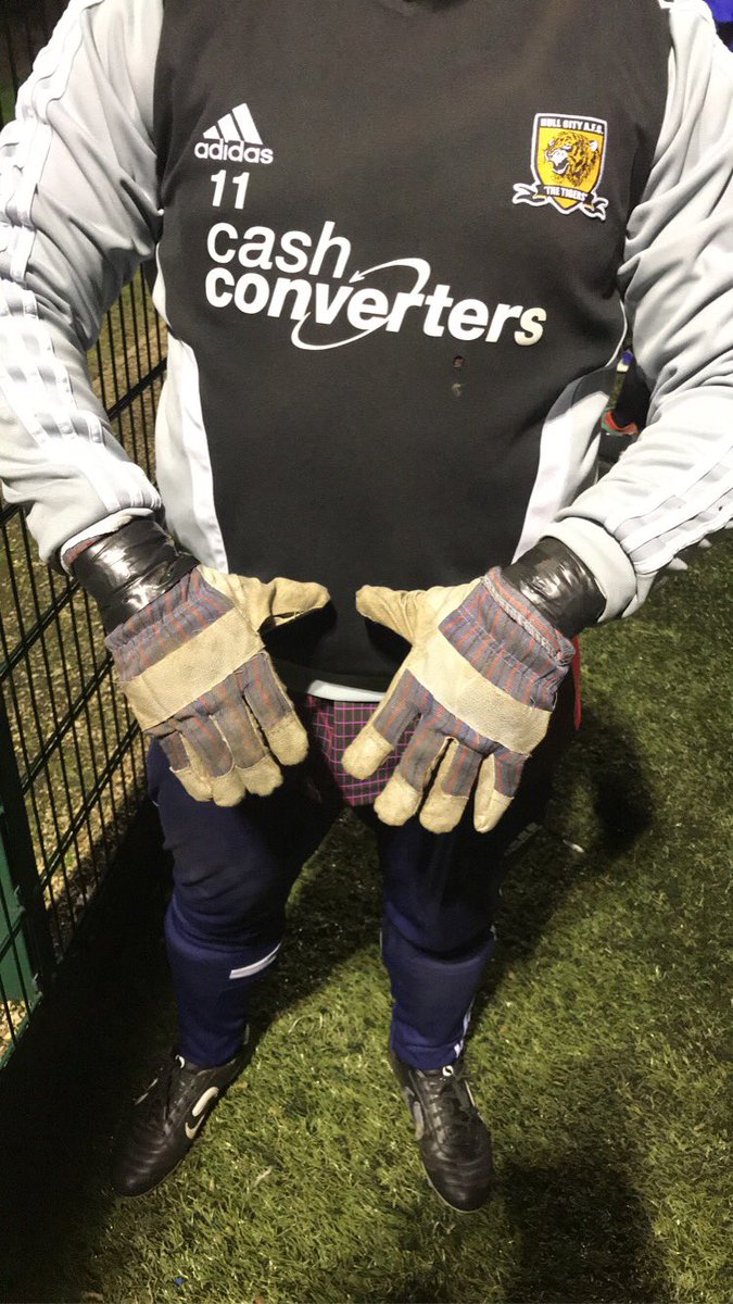 Make shift team due to a few lads having a cold (🤮). The lads who came in played quality, I mean who wins a game 7-1 with our keeper using gardening gloves 🤣🤣🤣
