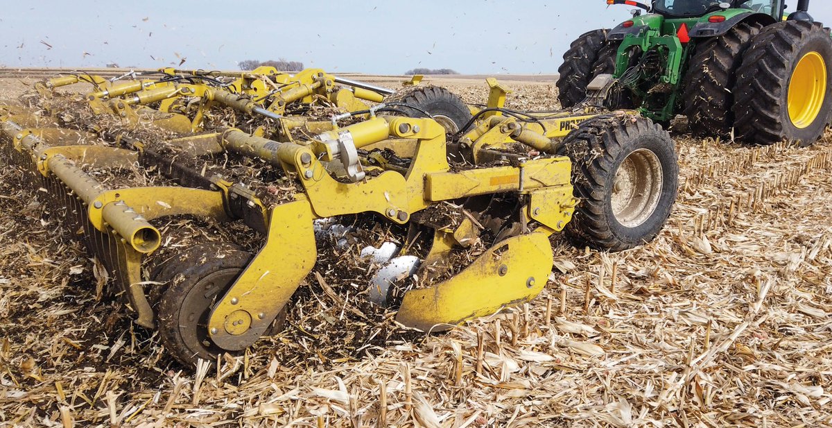 DegelmanInd's tweet photo. Introducing the next generation of performance. The all-new #ProTill High Performance Disc. Available in 4 new sizes: 30, 36, 41, &amp; 45 ft. Narrower transport. True greaseless technology. Get your first 👀 next week at the @KYNFMS and click to learn more 👉https://t.co/yn7qI6Ugd4 https://t.co/yYMaZecVqD