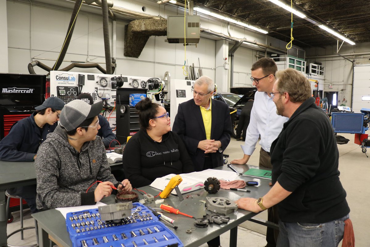 Ontario Helping Prepare People for Good Jobs in North Bay