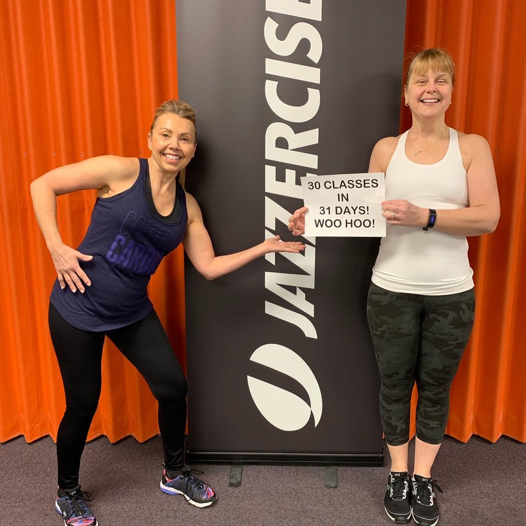 CarinBurrill's tweet photo. Girls meeting goals! #fitnessmotivation #jazzerciserocks https://t.co/eWP86EEkYa