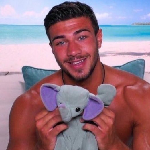 kkirstylouise's tweet image. In a world filled with Michaels be a Tommy #LoveIsland