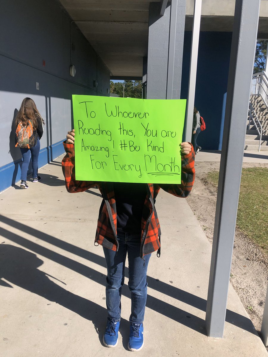 discovery_STEM's tweet photo. Kicking off kindness month!! #explorerready #20yearsofexploring https://t.co/36O18OpADB
