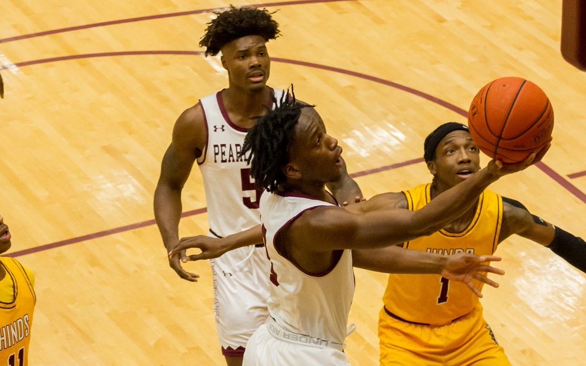 PRCCAthletics's tweet photo. Pearl River basketball climbs to No. 2 for first time in program history: https://t.co/nyUawqpJm8 #RRR🐾 #HearOurROAR https://t.co/KjrpQ7Ioor