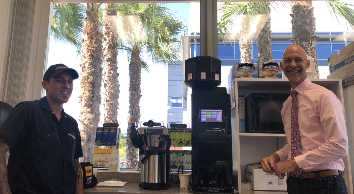 firstclassvend's tweet photo. Monday is back and so are we with the coffee! ☕️ 

#MondayMotivation #CoffeeBreak #Breakroom #OCS https://t.co/dOedHzUVnW