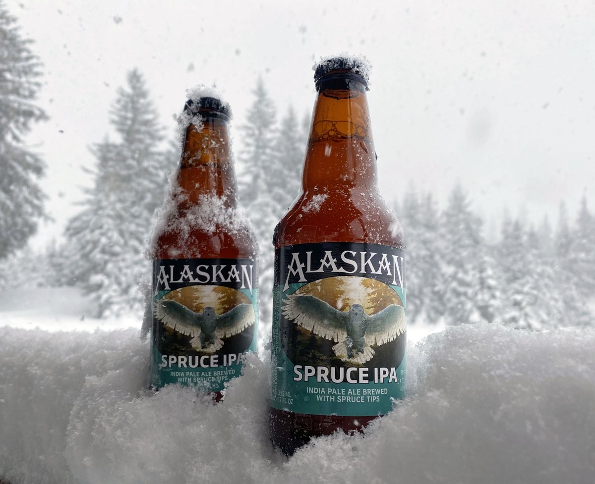 AlaskanBrewing's tweet photo. Spotted: Two Spruce IPAs in their natural habitat. #alaskanbeer #spruceipa https://t.co/cl72K688nC