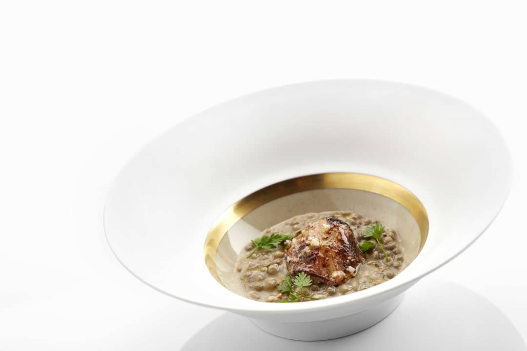 Lentils with Duck Foie Gras Entier by Imperia with Pickled La Cala Albert Adrià.

Lentejas con foie gras de pato entier by Imperia con escabeche La Cala Albert Adrià.

<a href="/calaalbertadria/">La Cala Albert Adrià</a> <a href="/Imperiafoiegras/">Imperia Foie Gras</a> @elbarriadria