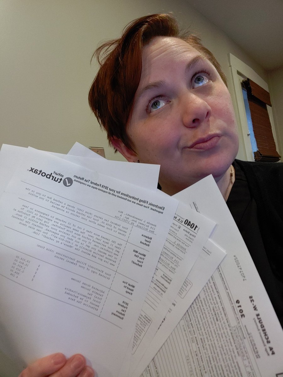 rumplecupcake30's tweet photo. I love how easy it is to file my taxes with #turbotaxfreeedition, it's fast and damn accurate! I have been using turbo tax for years! #2019 #2020 #turbotaxfreefeeling #Sweepstakes @turbotax https://t.co/tQpguYDLQi