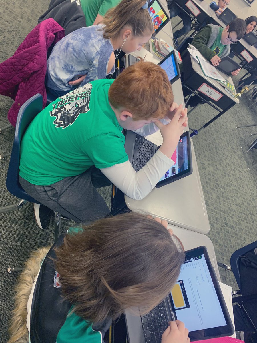 Mrs_Newman4's tweet photo. 📱 Students completed a module on Canvas today to review theme, main idea, and the difference between the two. #YESTigers180 #LogansLearners #TweetThatTechYES 📱 https://t.co/rgxNFUnvp7