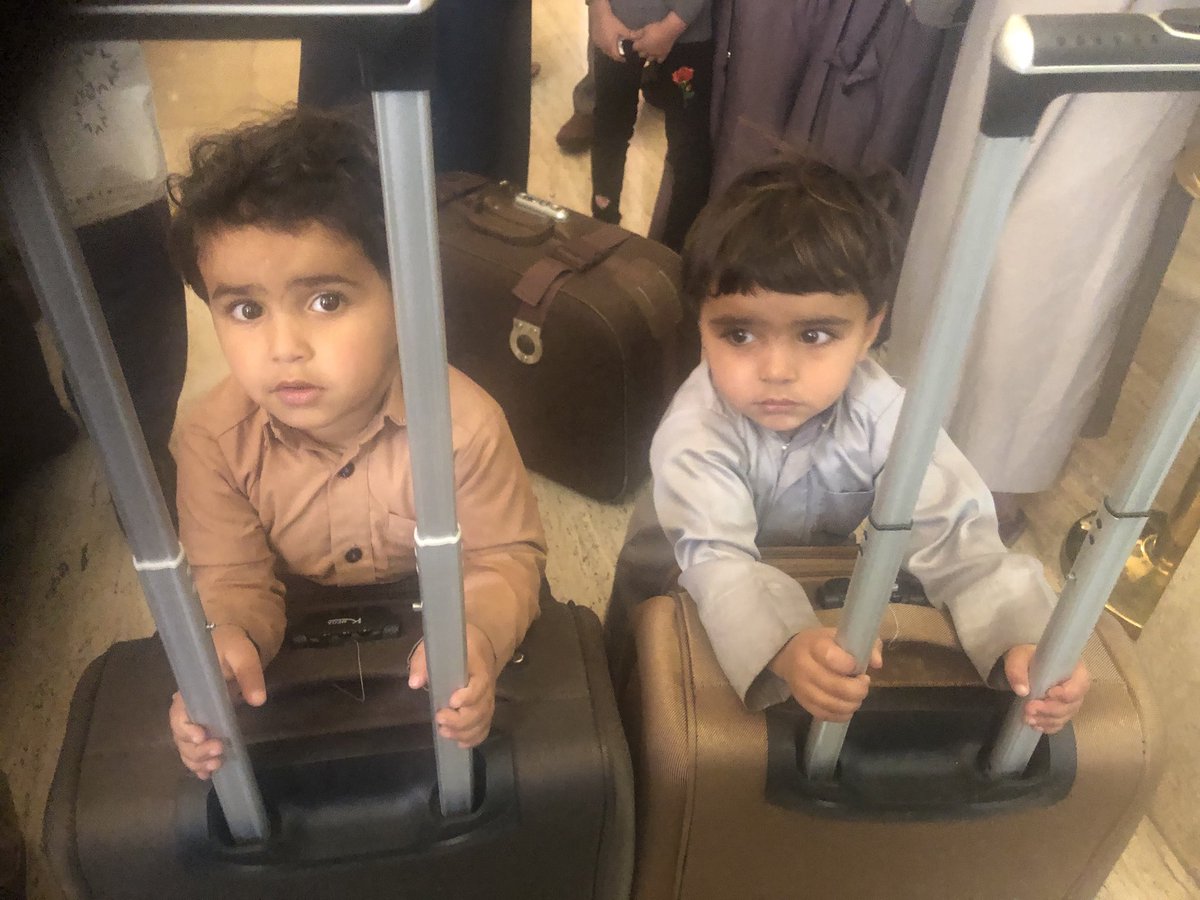 bbclysedoucet's tweet photo. Little children caught up in a big war #Yemen @WHO #MedicalBridge - first critically ill patients & caregivers fly to #Jordan for specialised treatment. Tonight @BBCWorld #BBCNewsTen https://t.co/exqg714105