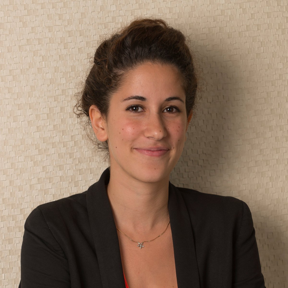 dlgimmigration's tweet photo. Congratulations to producer @stephinteevee on her recent O-1B approval! Steph’s journey as a producer behind @carmillamovie @inhumanseries #QueeringTheScript earned her a spot on Playback’s “To Watch” class of 2018, and we’re excited to see where she goes in the U.S. and beyond. https://t.co/LVqcgO4ryB