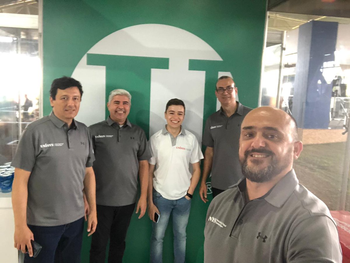 UnisysLatam's tweet photo. Time da Unisys no #ShowRural 🤠 Amanhã tem mais! 👏
#UnisysnoShowRuralDigital #Unisys #SecuringYourTomorrow https://t.co/mkZwQWYlq0