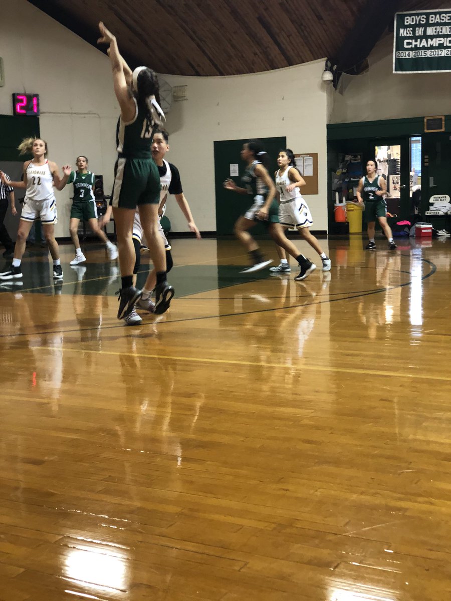 jsguild's tweet image. Girls varsity basketball turning up the heat today @brimmerandmay Go Gators!