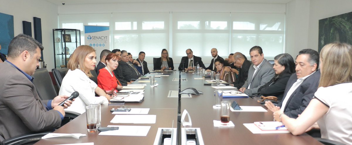 Hoy recibimos en la <a href="/senacyt/">Senacyt Panamá</a> a los Miembros de la Comisión de Comercio y Asuntos Económicos de la Asamblea Nacional y diputados invitados. Conversamos sobre la importancia de invertir en ciencia, tecnología e innovación para el desarrollo sostenible de #Panamá #UnidosLoHacemos