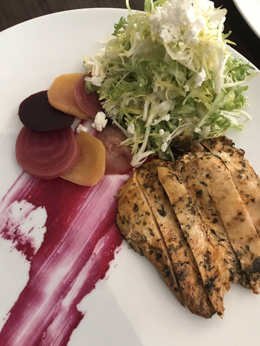 Everything from skiing to wine tasting...relaxing to great food! Hear about it all tomorrow morning on @931freshradio and <a href="/magic1061/">Magic106.1</a> LIVE from <a href="/HockleyVResort/">HockleyValleyResort</a>.  <a href="/OntarioTravel/">Destination Ontario</a> @TaraDFresh931 <a href="/mattisontheair/">Elon Musk</a> <a href="/LisaOnAir/">Lisa Richards</a> <a href="/AdamoEstateWine/">Adamo Estate Winery</a> #DiscoverON