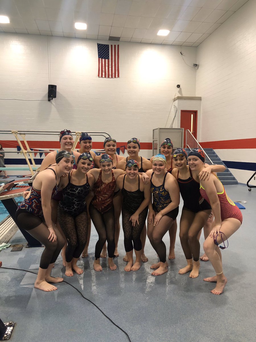lckswimming's tweet photo. Drag szn means taper szn... It’s sectional week!!!! #TJ #Cheetahgirls #yesshehasontights https://t.co/Dc4gpyfdZp