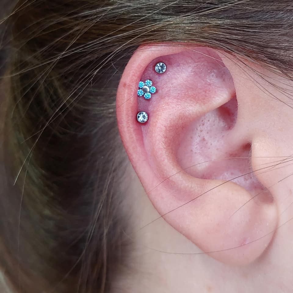 EvolvedBodyArt's tweet photo. We are so excited to have Kelsi piercing at our studio! She's sweet, fun, and an amazing piercer! Have you been pierced by her yet? β
β
#piercing #bodymod #mods #piercinggoals #piercings #piercingsofinstagram #piercingsofinsta #earpiercing #evolvedbodyart #asseenincolumbus https://t.co/udehgxAUsW