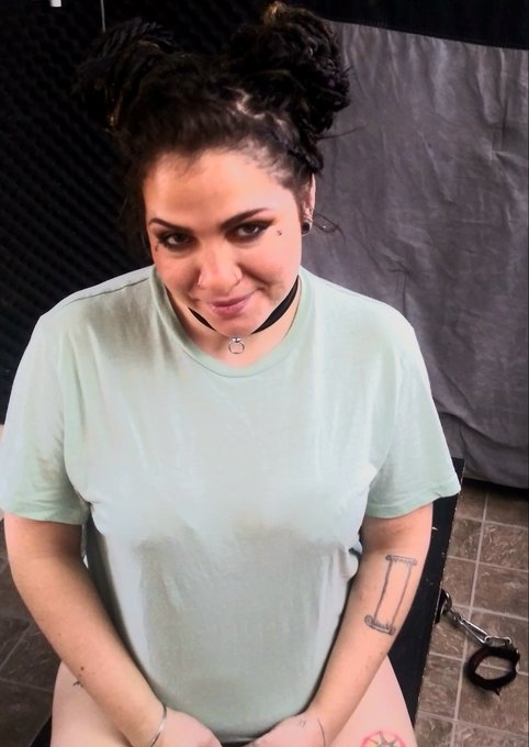 On set with Lilly Harder for a new Bondage and Orgasm tourture scene! But in the mean time go check out<a href="/tag/bdsm"class="tags"><span>#bdsm</span></a><a href="/tag/orgasm"class="tags"><span>#orgasm</span></a><a href="/tag/bondage"class="tags"><span>#bondage</span></a><a href="/tag/kink"class="tags"><span>#kink</span></a><a href="/tag/squirt"class="tags"><span>#squirt</span></a><a href="/tag/submiss"class="tags"><span>#submiss</span></a>