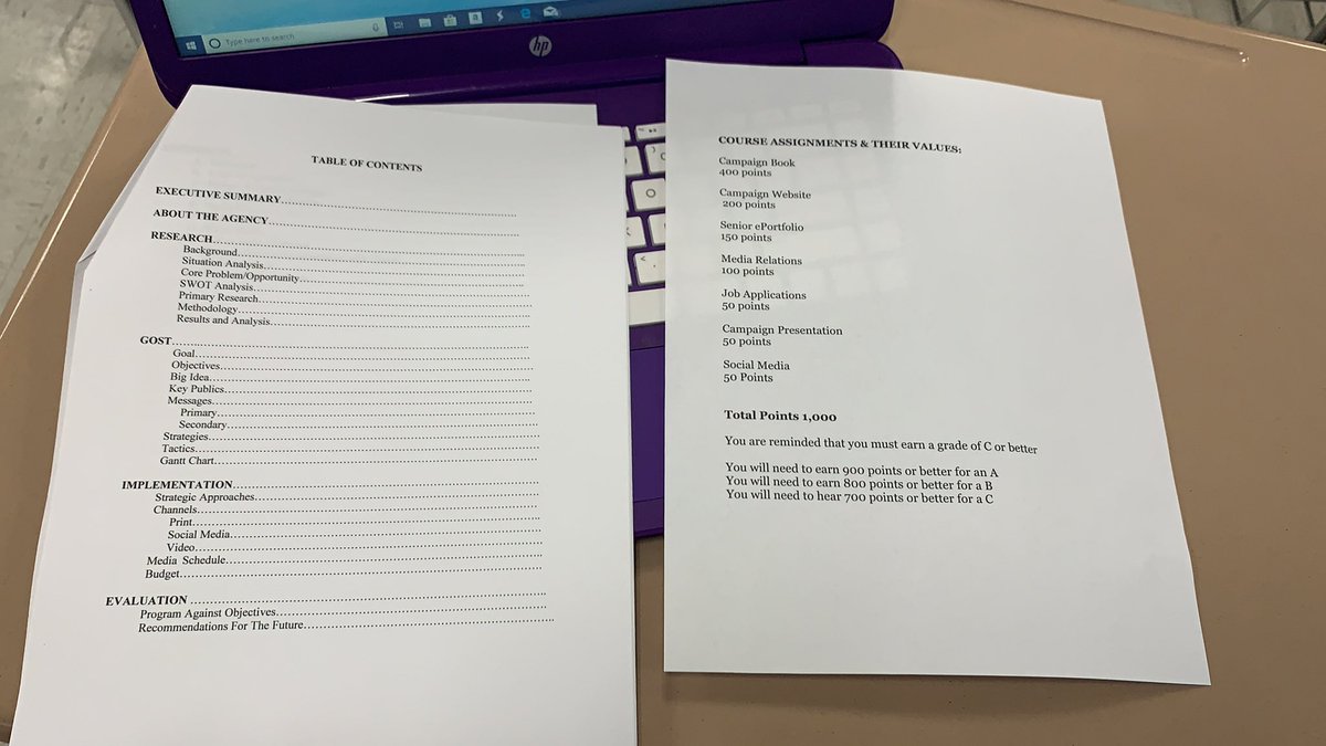 EboneeKnight's tweet photo. Doctor Marshall does a wonderful job of breaking down every component of our Senior Capstone project! #SCOMUp https://t.co/gFaJCMhltf