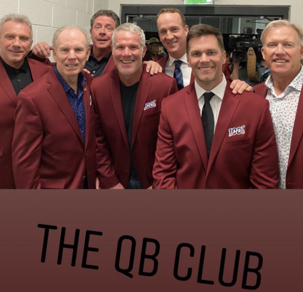 Coachbg_qb's tweet photo. Can’t get over all the greatness in one picture!! @TomBrady @BrettFavre @johnelway @DanMarino @JoeMontana Peyton Manning Rodger Staubach @NFL @nflnetwork https://t.co/dH1bxYzWHh