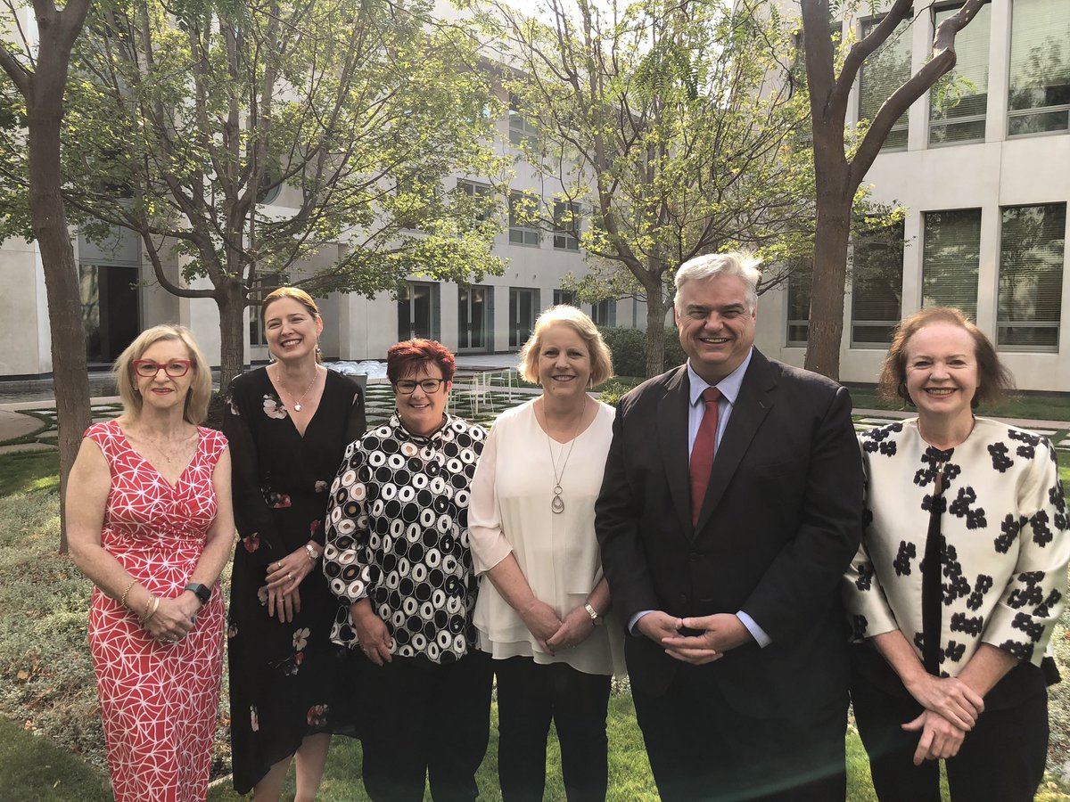 polley_helen's tweet photo. Labor is united in our commitment to Tasmanianโs #auspol #politas #united #NotNats @JulieCollinsMP @BrianMitchellMP @Catbilyk @AUSenator @SenCarolBrown https://t.co/GxUZSFdqAH