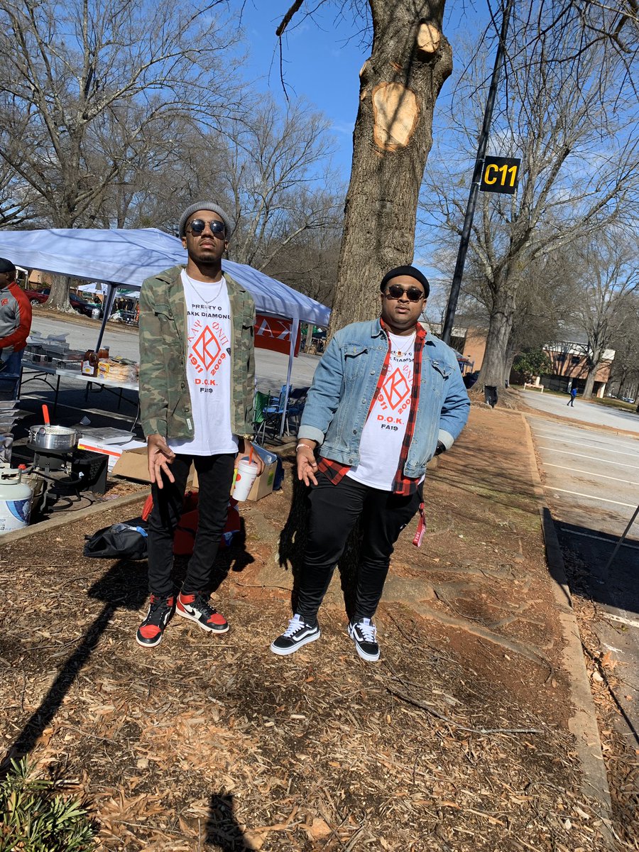 karolinakkkut's tweet photo. 1of1 #mbk ♦️ https://t.co/AODKGvcJ0G