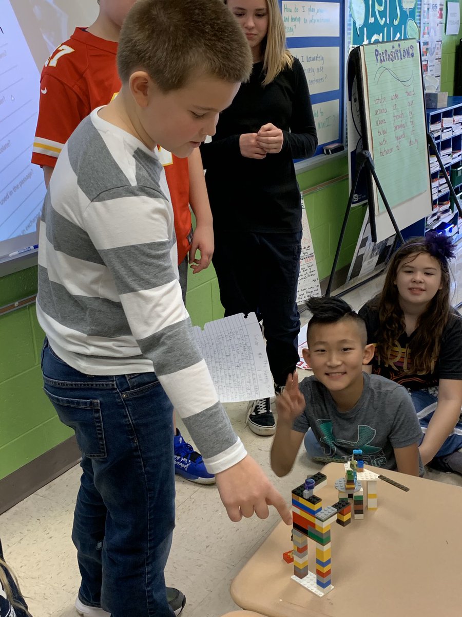 holt_RHS_MathIn's tweet image. Loved listening to these readers presenting their book projects today! @LES_Panthers  #fifthgradereads