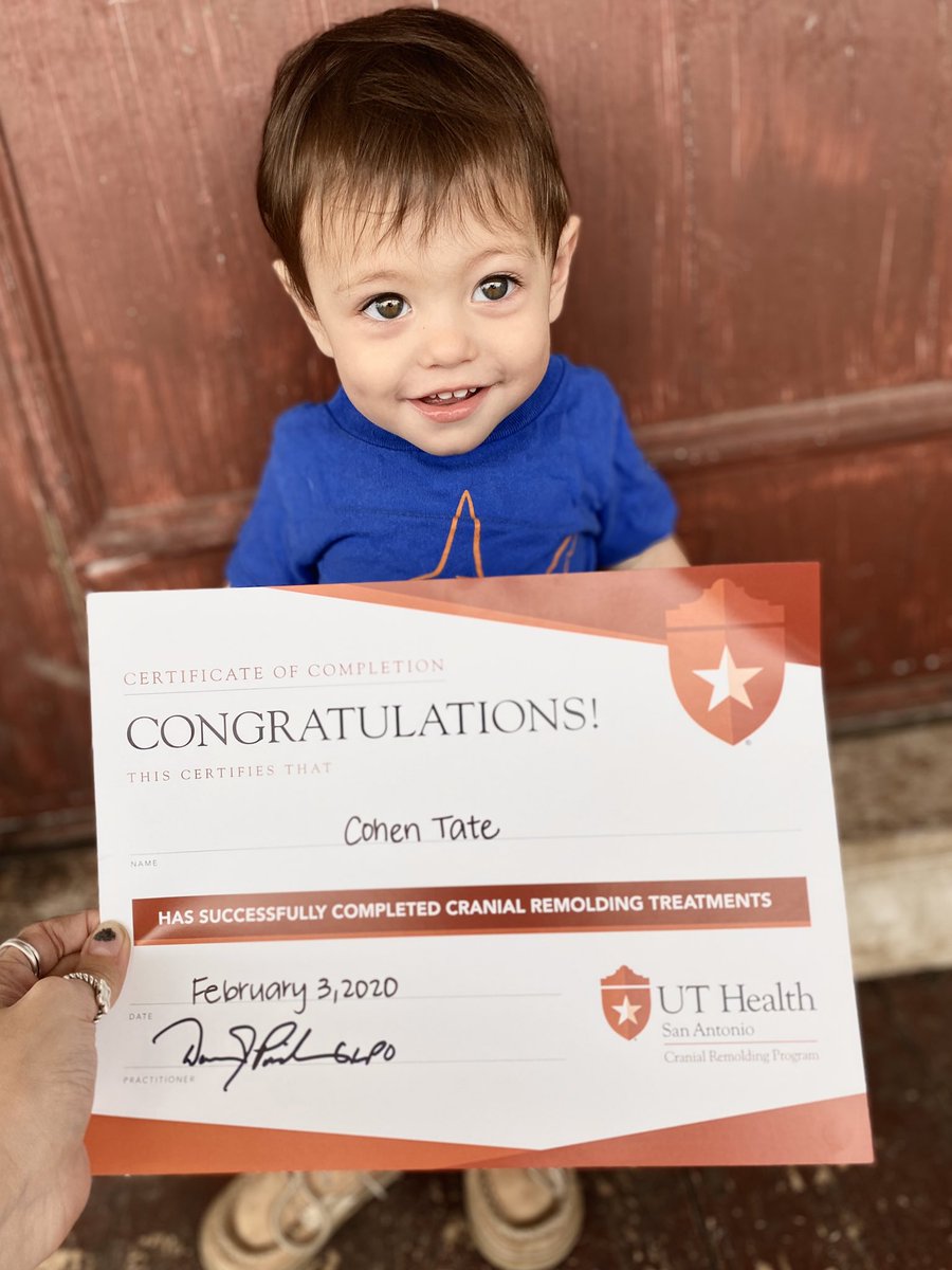 madi_nicole112's tweet photo. Our little man did it y’all 🙌🏼 
After a long 6 months he is finally helmet free!
I’m one happy mama 💙 https://t.co/PVYeBmuGhs