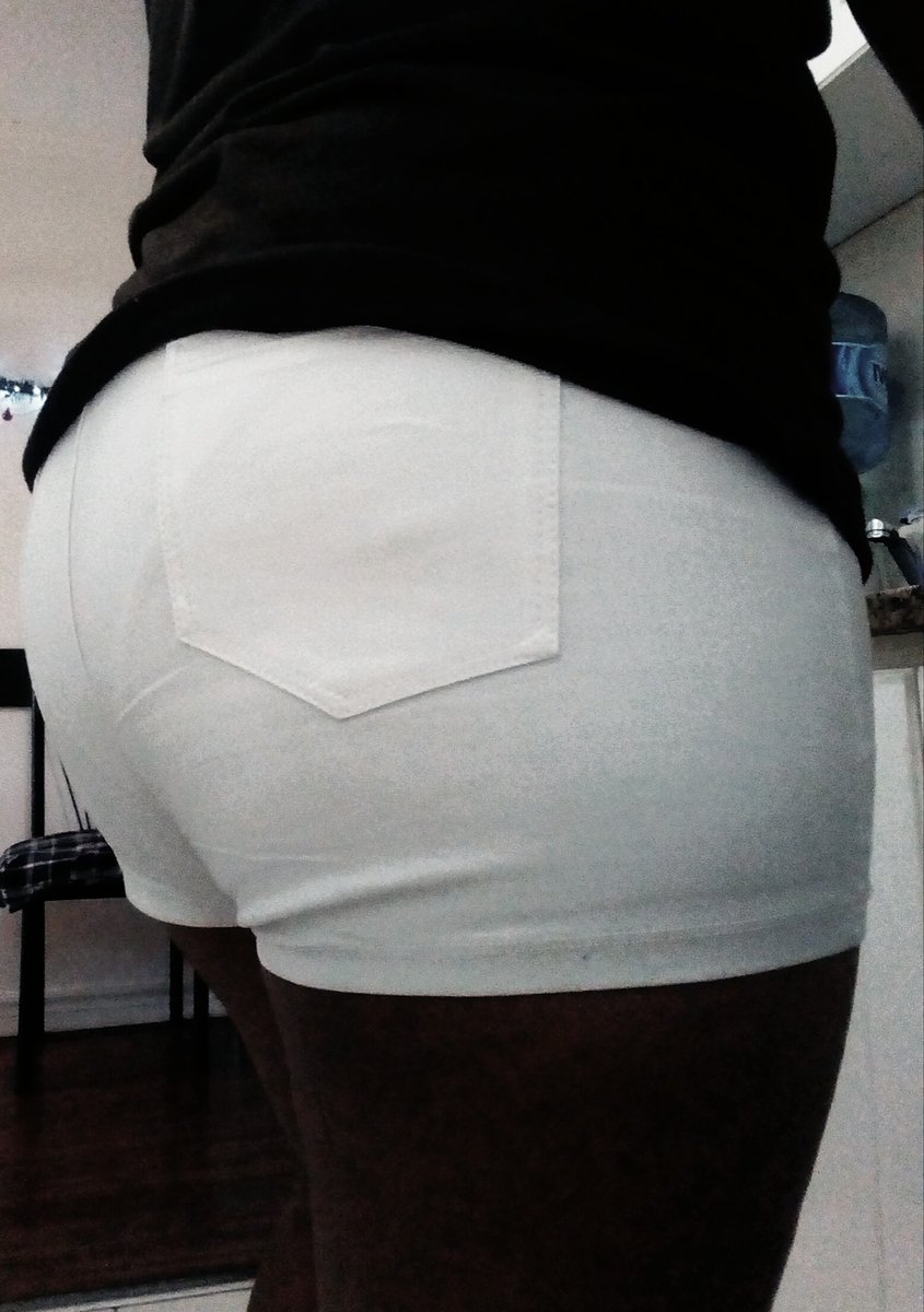 sexyteur's tweet photo. Feliz lunes!

Y su lunes? Como comenzó?

#LunesDeFotoPropia 
#LunesDeSeduccion 
#LunesDeGanarSeguidores 
#BuenosAires 
#Argentina https://t.co/S2dfvadv4T
