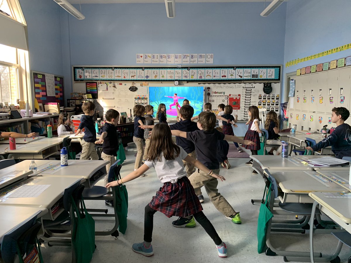 SFXStolberg's tweet photo. 2nd graders practicing their mindfulness and movement brain breaks after a busy Monday afternoon! #MindfulMonday #yoga https://t.co/kWv4nklzjH
